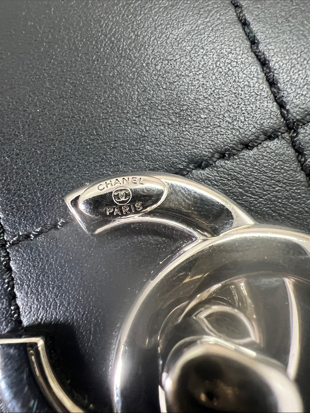 CHANEL Calfskin Black Top Handle Chanel Ring My Bag flap Quilted crossbody - Picture 7 of 17